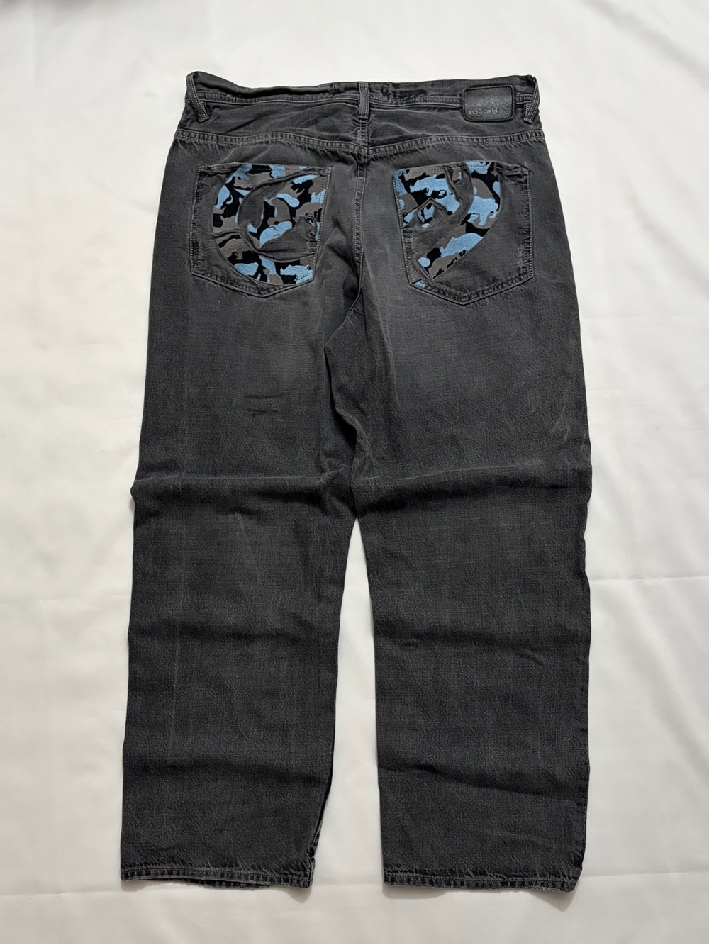 36 Vintage Ecko Unltd Baggy Fit "Actual Factual" Jeans Black w/ Camo Rhinos